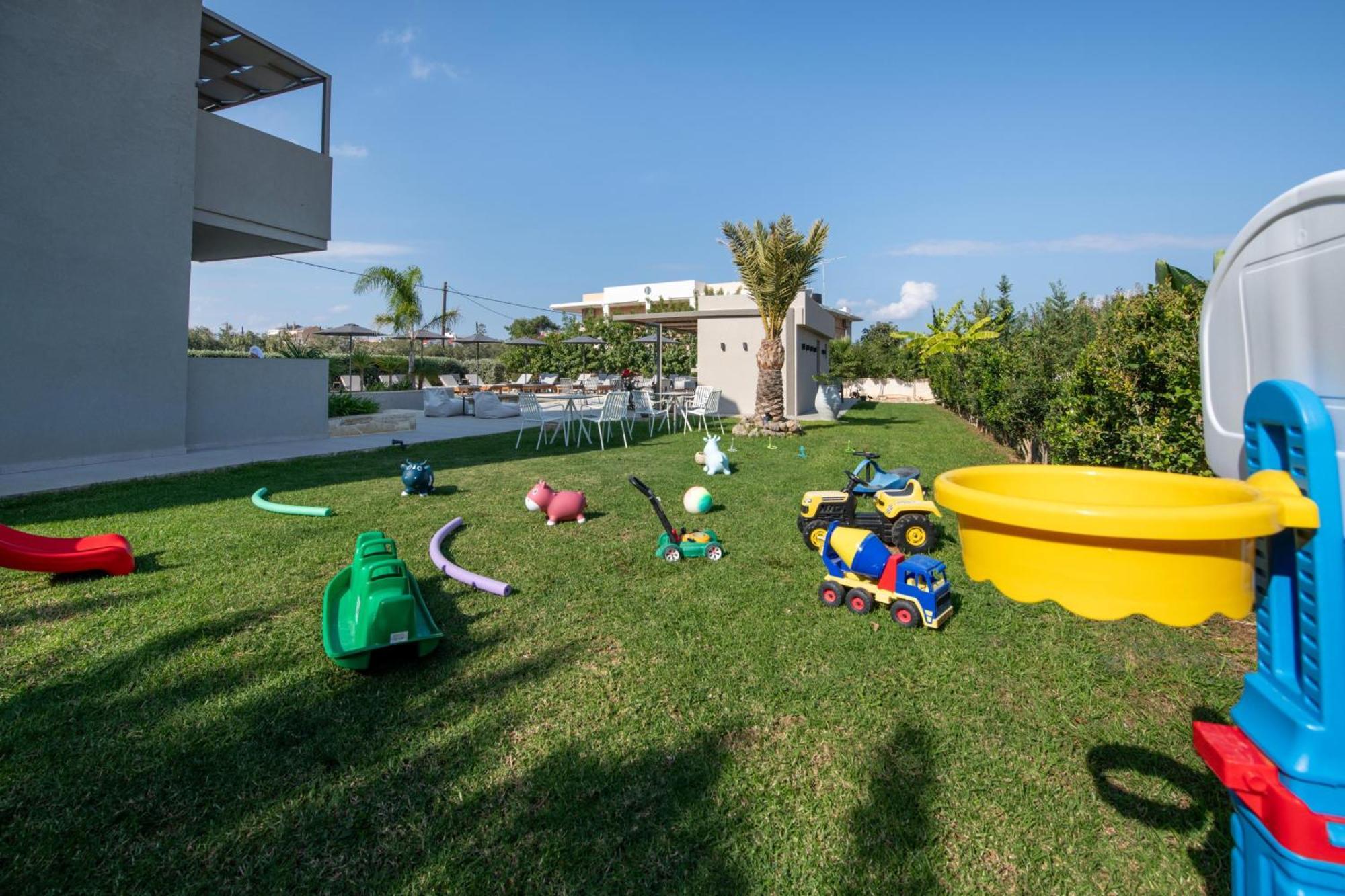 Eleanthi Modern Living Apartment Galatas  Exterior photo